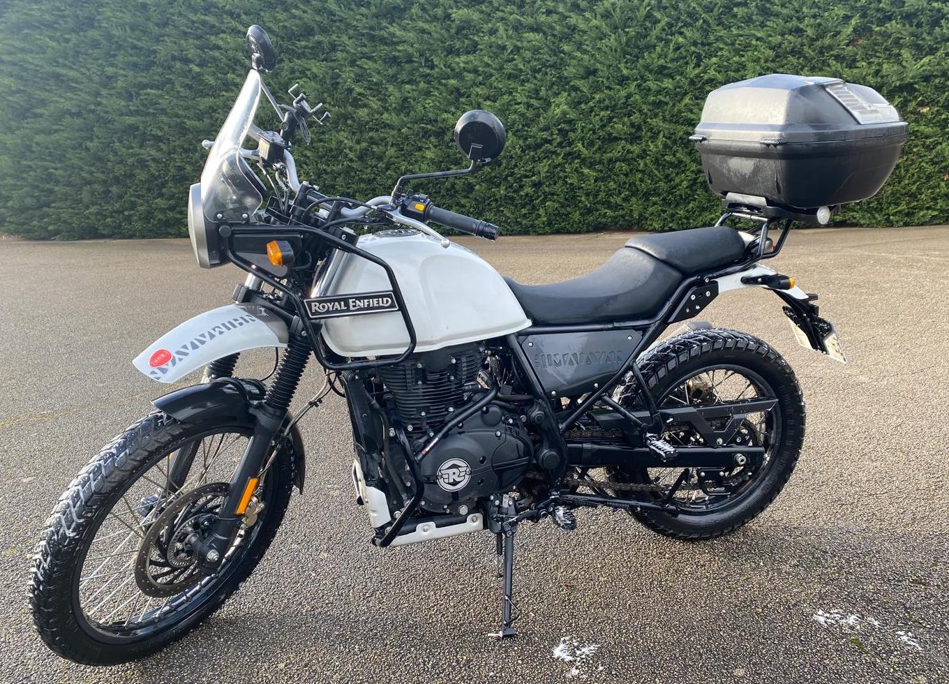 Royal Enfield Himalayan blanche